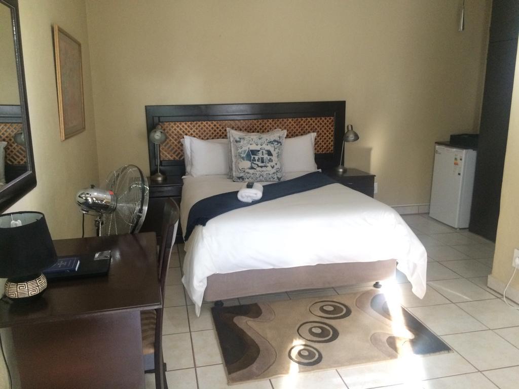 Mcbest Guest House Ермело Екстер'єр фото
