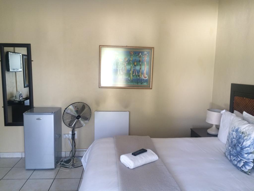 Mcbest Guest House Ермело Екстер'єр фото